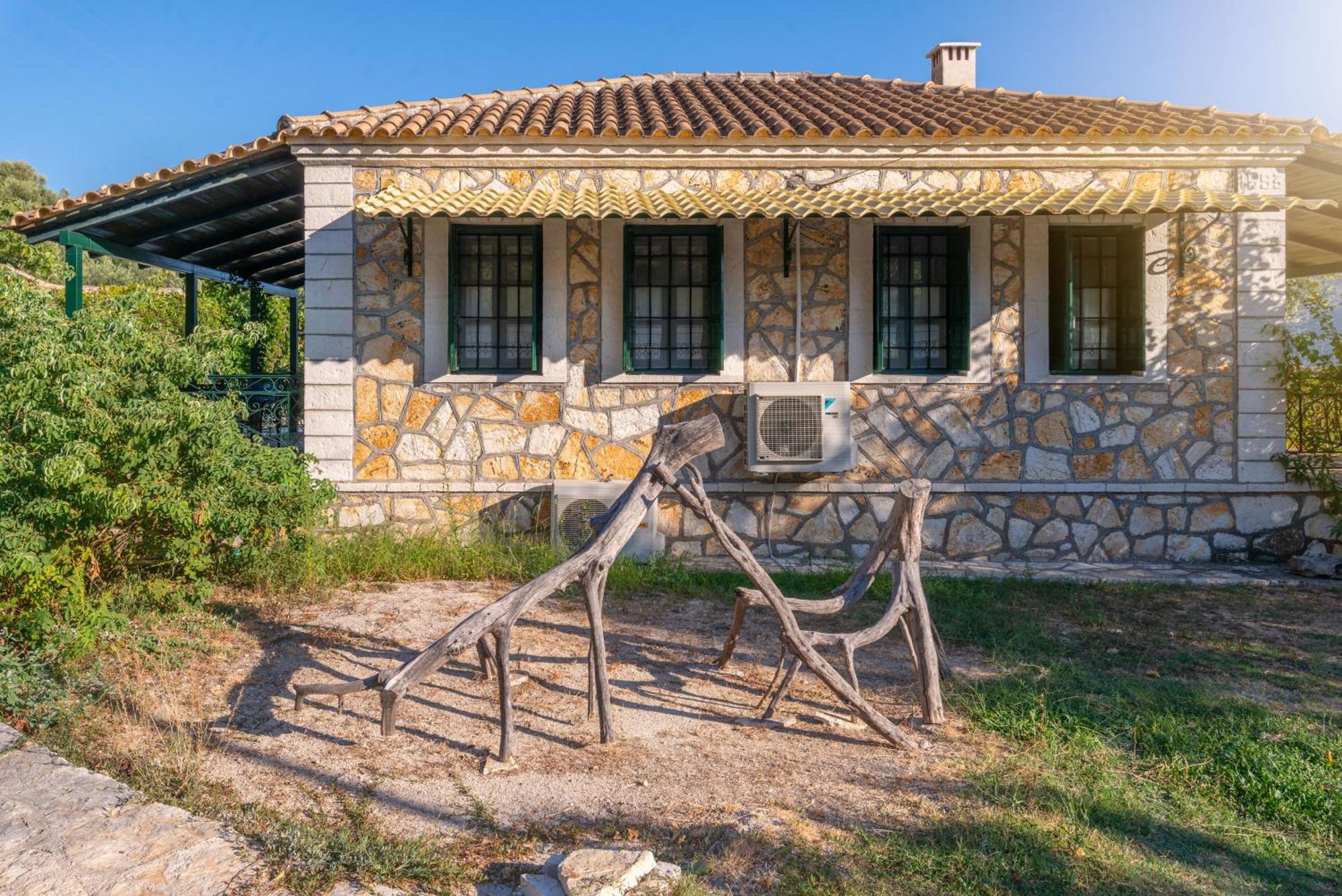 Liodentro - Olea Villa Plataria Luaran gambar